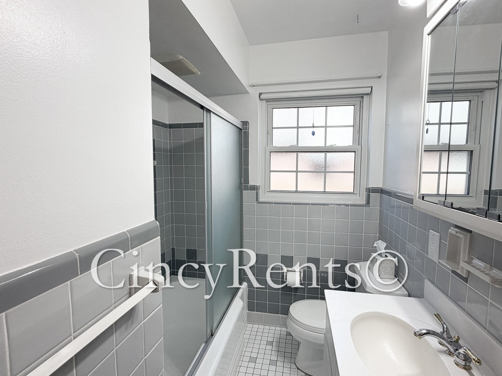 Building Photo - 2652 Bonnie Dr