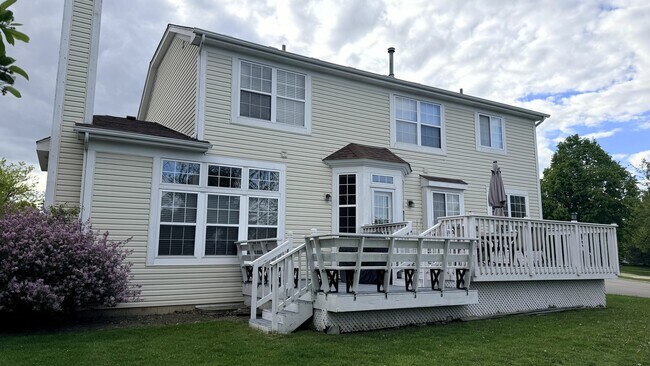 Building Photo - 1101 Andover Dr