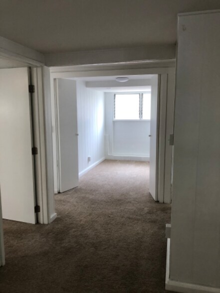 Building Photo - 99-679-679 Halawa Dr