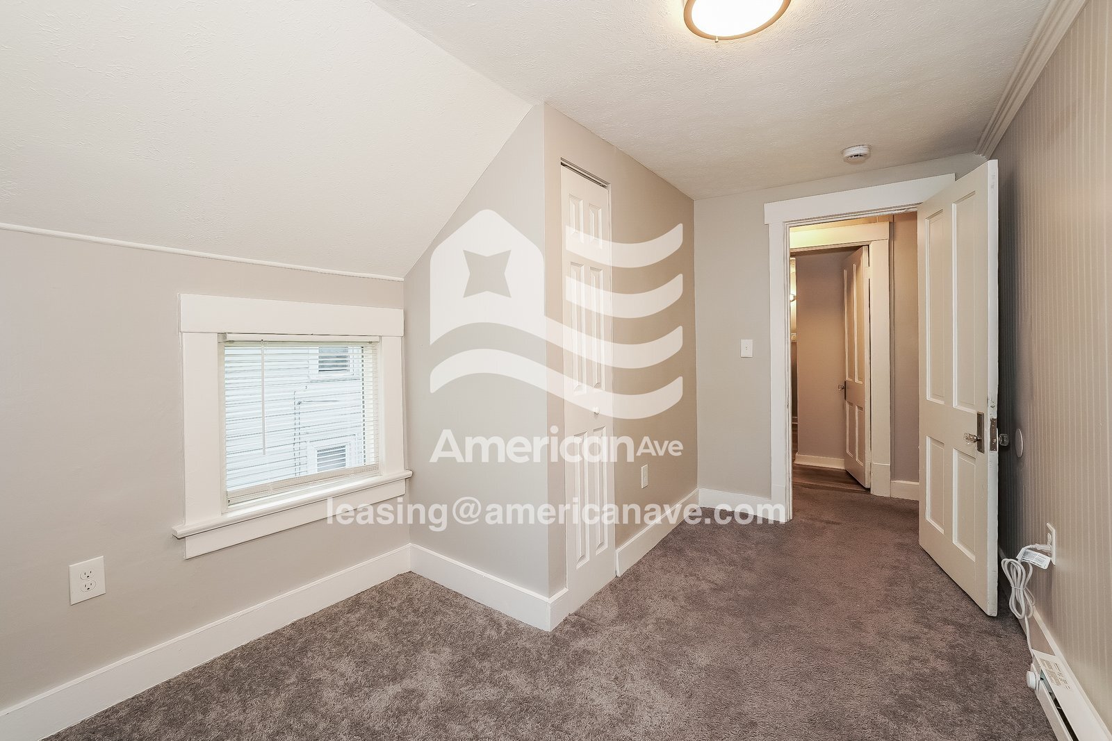 Building Photo - 939 Walnut St