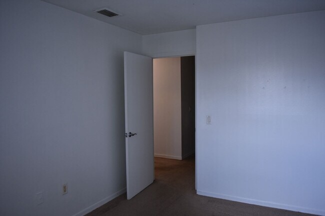 Building Photo - 2779 Patty Ln