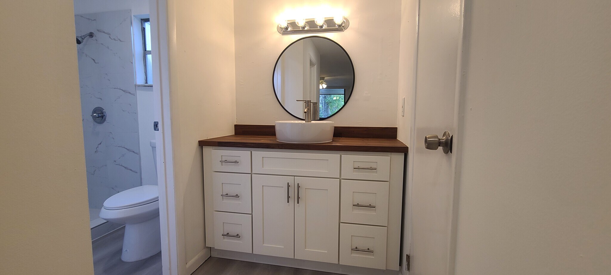 Building Photo - 601 SW 75th St