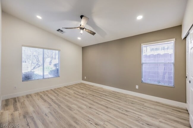 Building Photo - 3227 Velvet Rose St