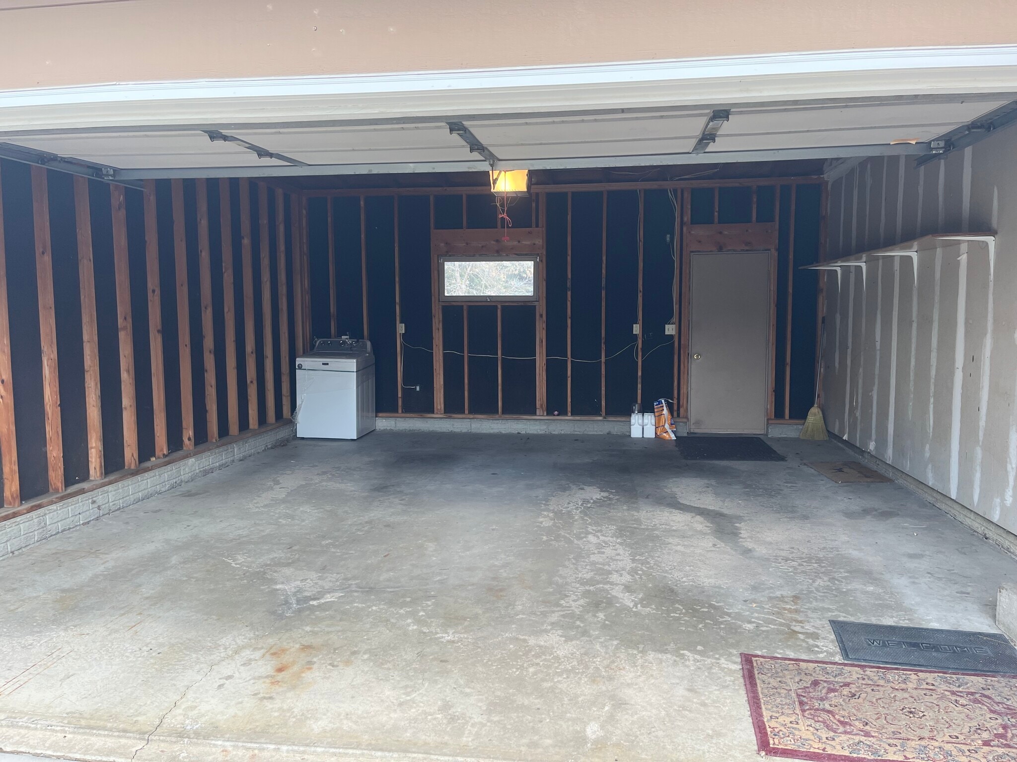 Garage - 1804 S Cambridge Ave