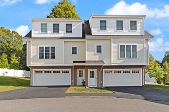 Building Photo - 252 Nahatan St