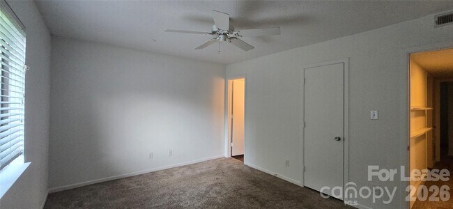 Building Photo - 3001 Heathstead Place