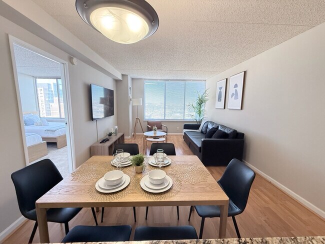 Building Photo - 401 12th St S