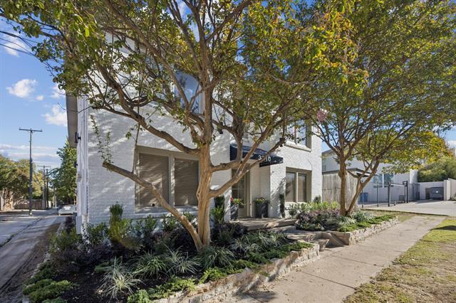 Building Photo - 3210 N Haskell Ave.