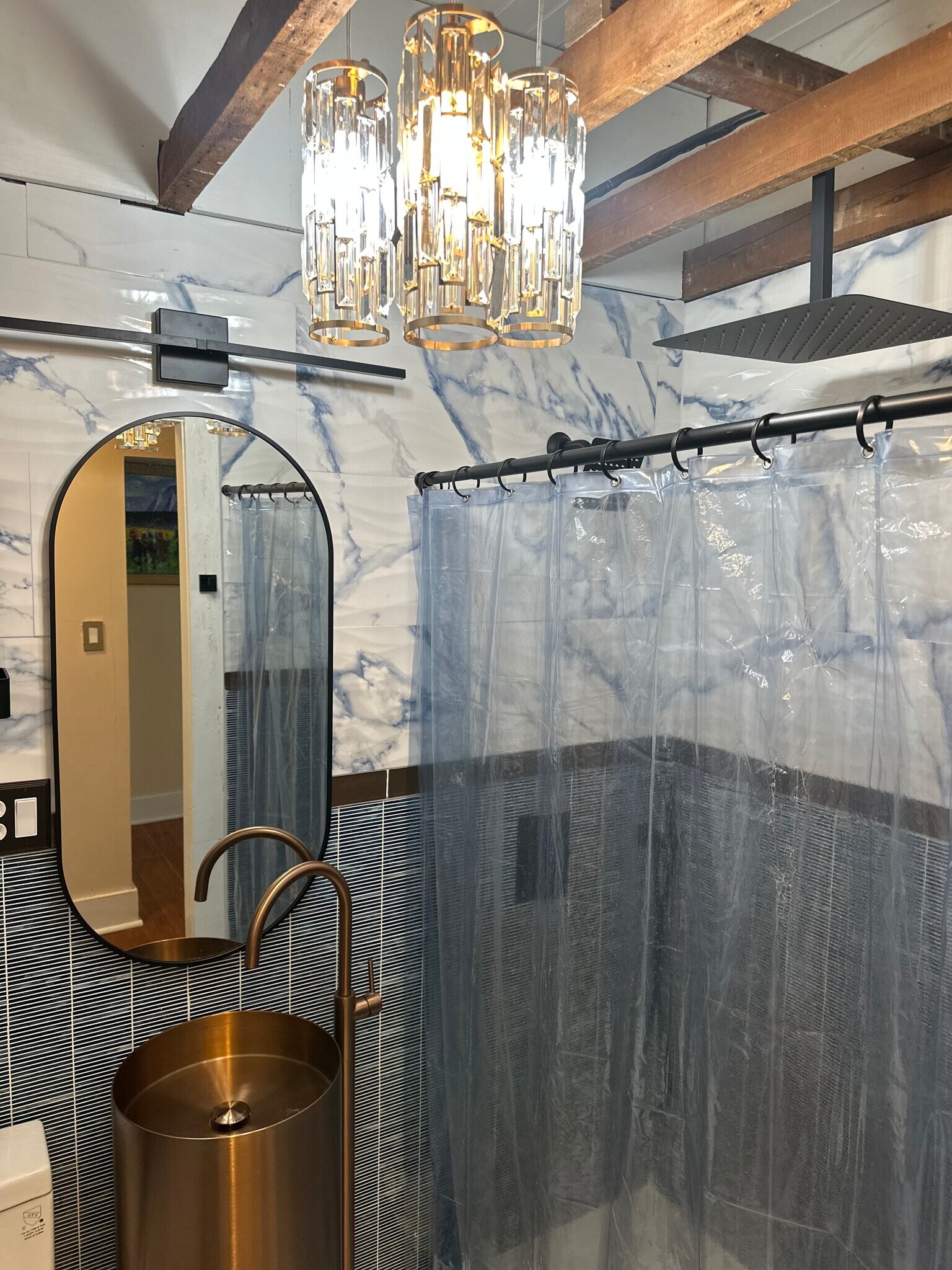 Spa shower - 89 George St