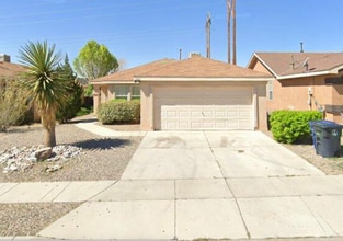 Building Photo - 2763 Butch Cassidy Dr SW