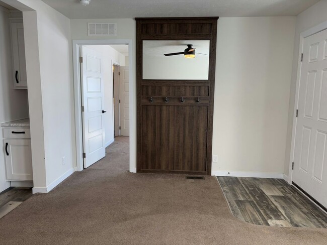 Building Photo - 25638 Baltusrol Dr
