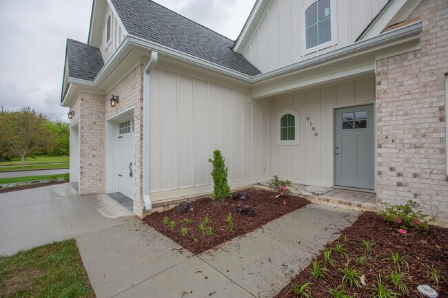 Building Photo - 6190 Tuscany Pl