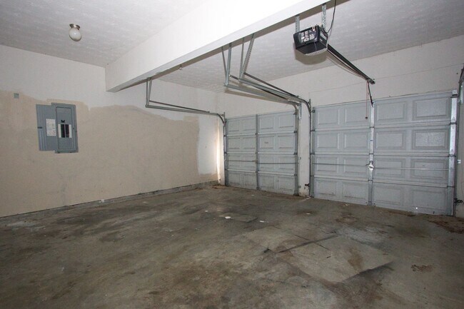 Building Photo - Available Now! – Beautiful 4-Bedroom Home in Loganville, GA!