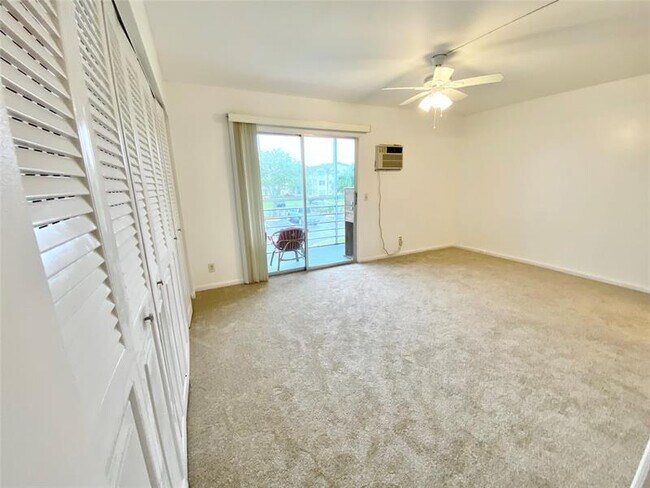 Building Photo - 149 Mansfield D