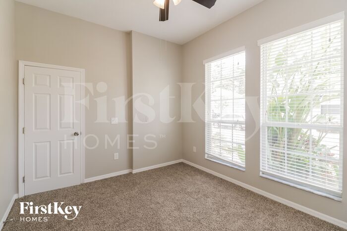 Building Photo - 8842 Cypress Hammock Dr