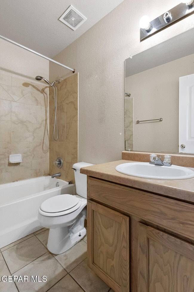 Building Photo - 14408 Misty Point Ct