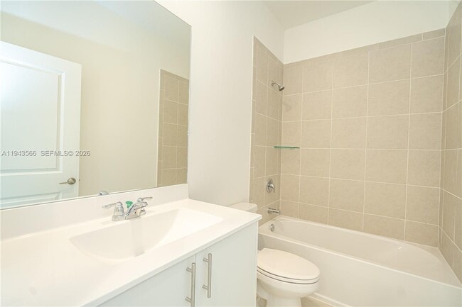 Building Photo - 1473 SE 6th Ter