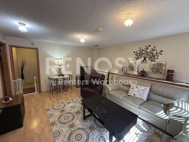 Building Photo - 15536 Garfield Cir