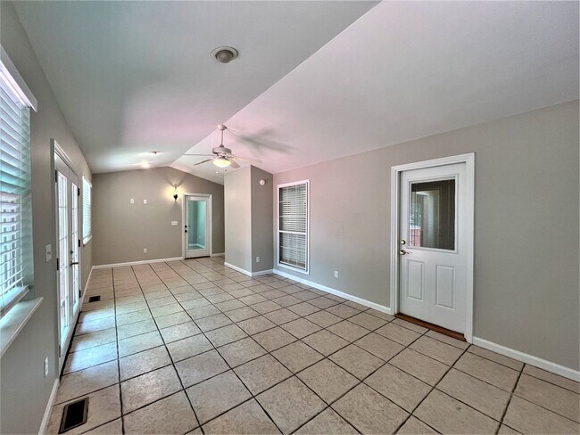 Building Photo - 6017 Tennyson Dr
