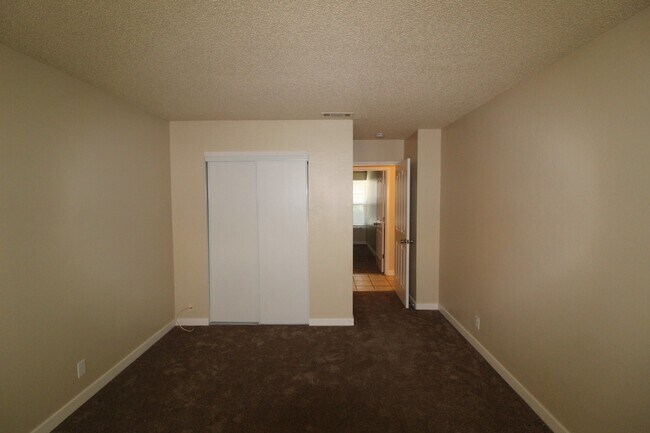 Building Photo - Concord 3 bedroom 2 bath condo updated bat...