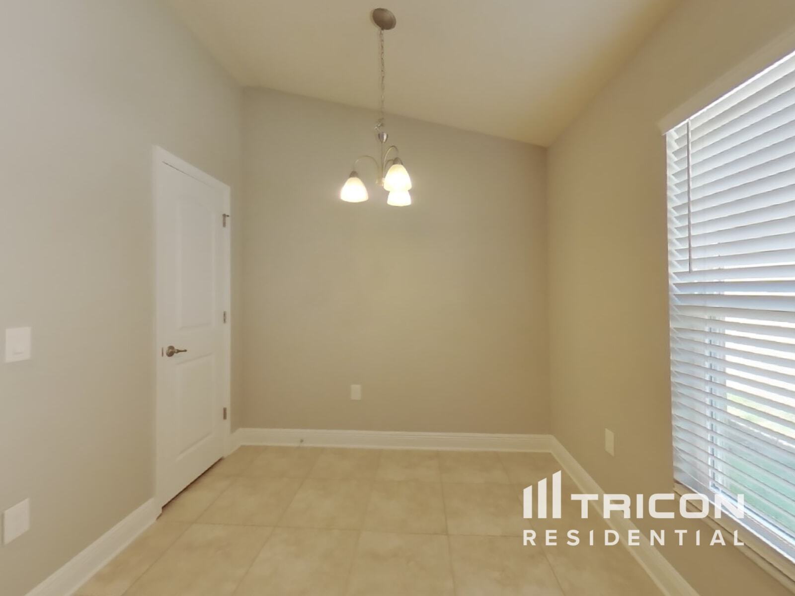 Building Photo - 387 Buchannan Dr