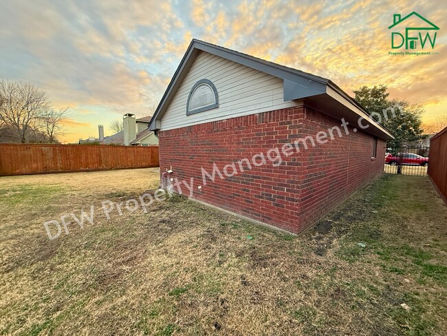 Building Photo - Charming 3-Bedroom Home for Lease in Watauga!