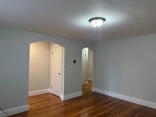 Building Photo - 460 Highland Ave