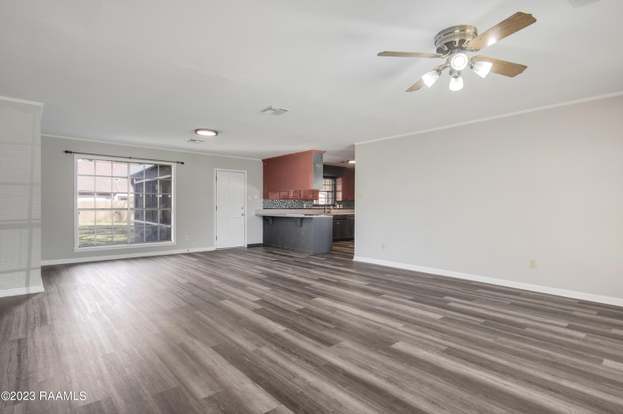 Building Photo - 191 Grand Ave