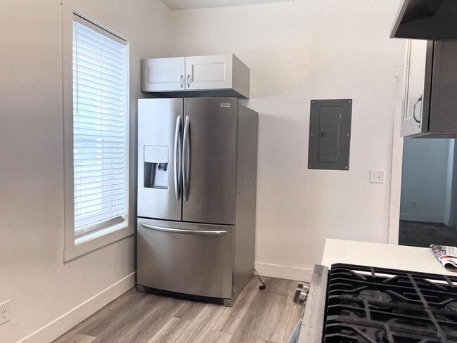 Building Photo - 778 S 400 E