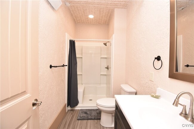 Building Photo - 152 Court 5 Ct