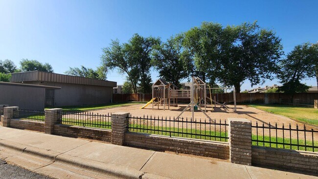 Building Photo - 6801 19th St