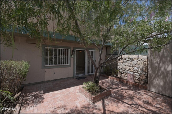 Building Photo - 257 Maricopa Dr