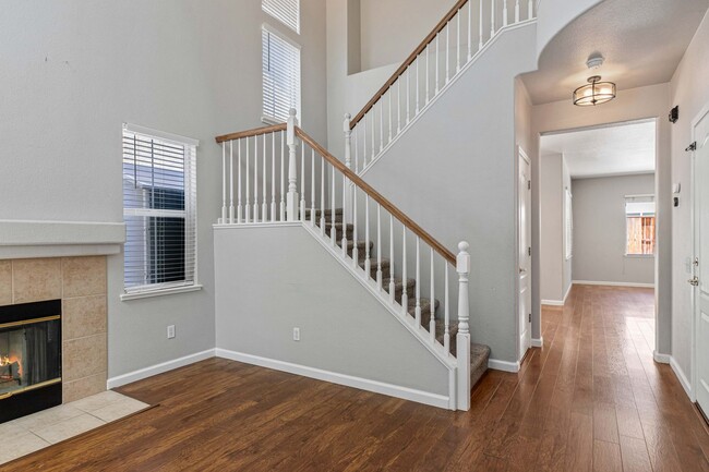Building Photo - 4162 Piccadilly Ln