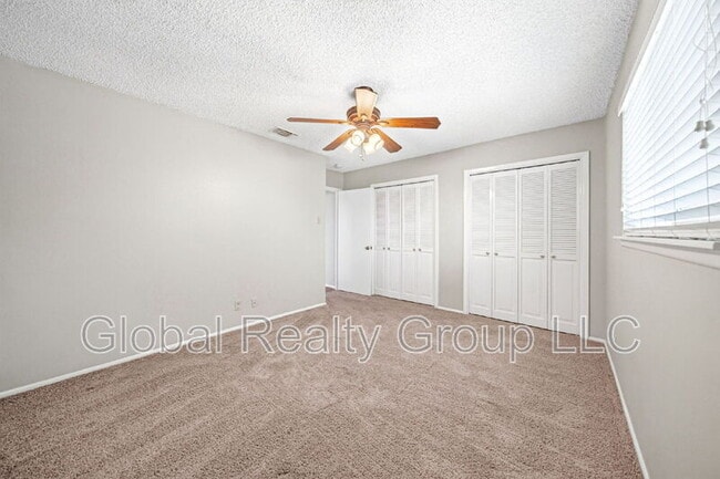 Building Photo - 412 Cordoba Dr