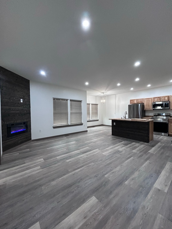 Building Photo - 25 Fools Gold Ln