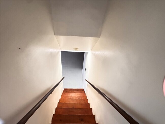 Building Photo - 3626 Blecha Rd