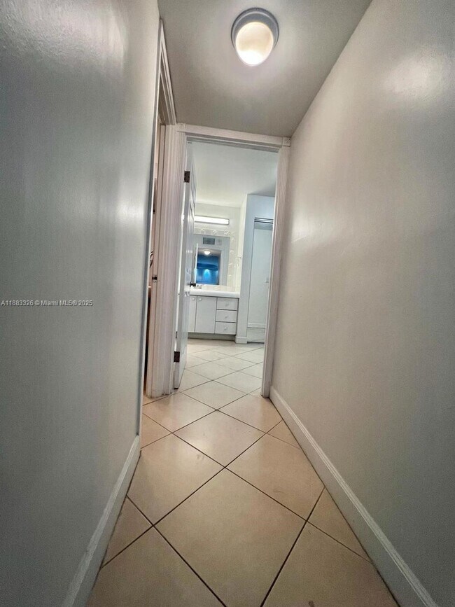 Building Photo - 7135 Collins Ave