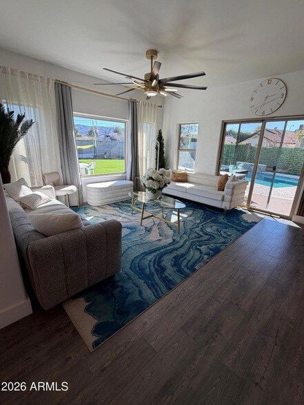 Building Photo - 1507 E Apollo Rd