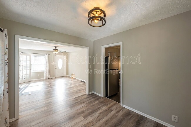 Building Photo - 2874 Blount St