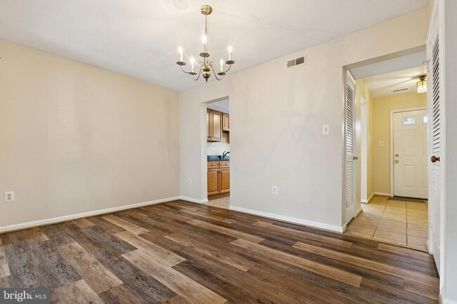 Building Photo - 3413 Tendril Ct