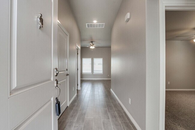 Building Photo - Modern New Construction in gated Delmar La...