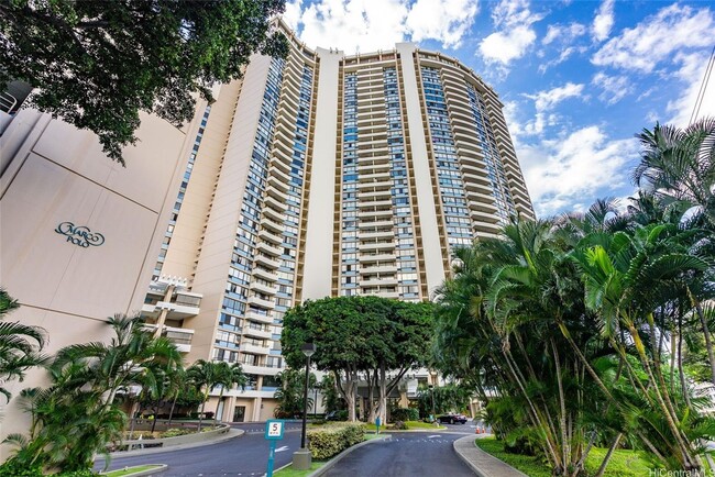 Building Photo - Marco Polo - Upgraded two bedroom, 2 bath,...