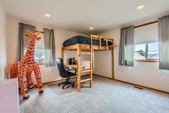 Building Photo - Spacious Haven: 4 BDR Home in Louisville, CO
