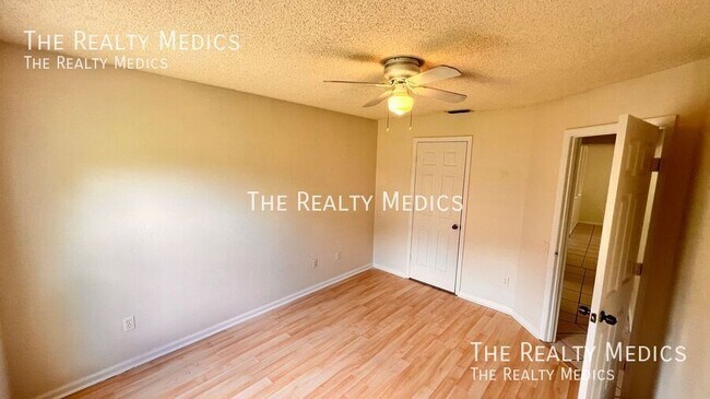 Building Photo - 7373 Mardell Ct