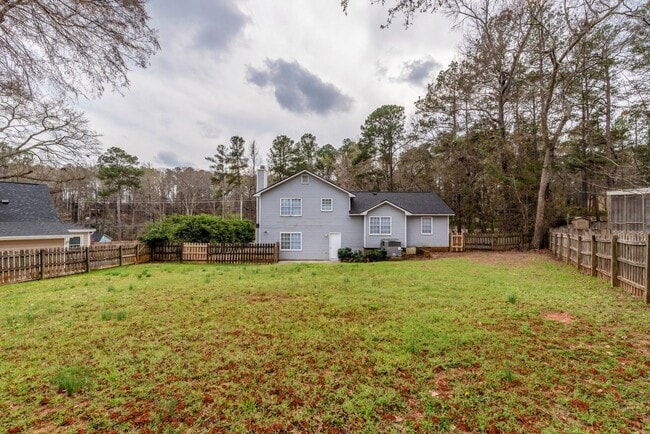 Building Photo - 3 Bed/2.5 Bath House for Rent in Martinez w/ Garage & Fenced Back Yard