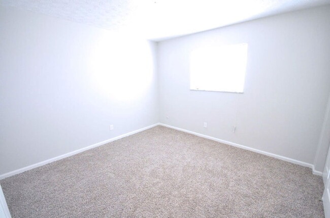 Building Photo - 1332 Courtland Ave