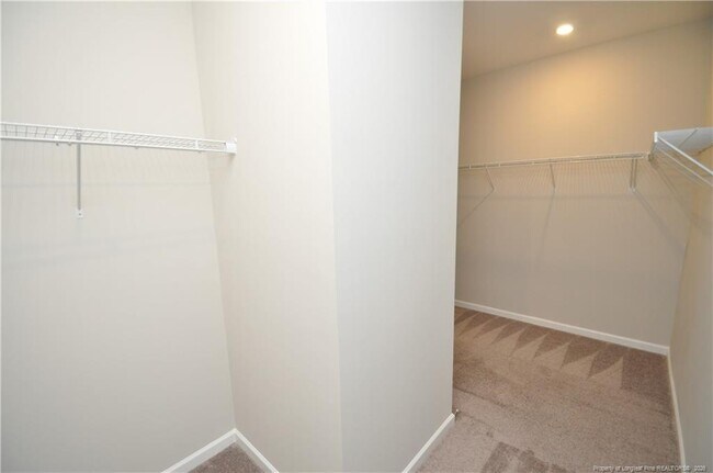 Building Photo - 225 Theys Ml Wy