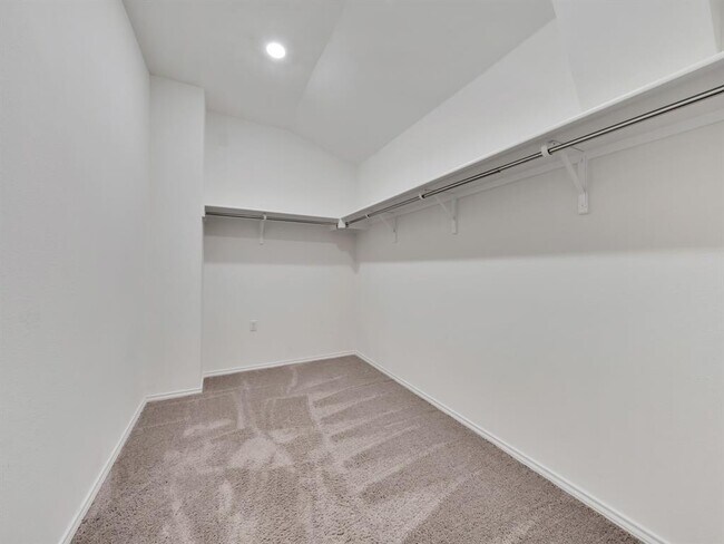 Building Photo - 12416 Anthology St