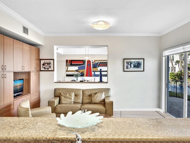 Building Photo - 20780 NE 32nd Ave