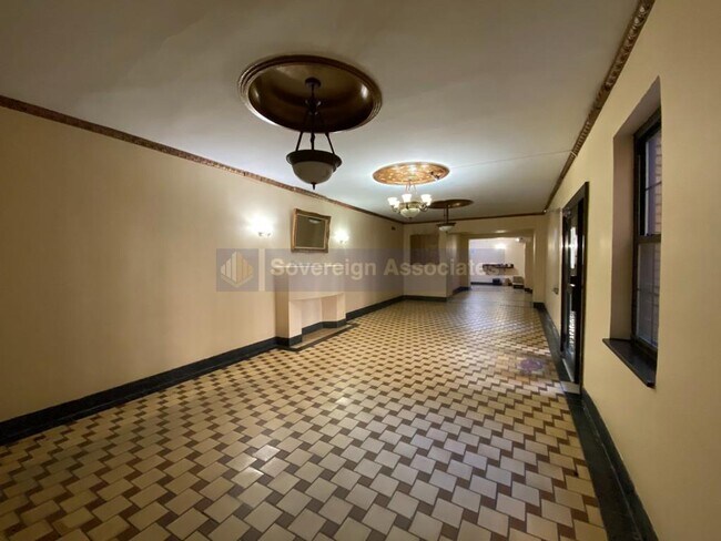 Building Photo - 567 Fort Washington Avenue